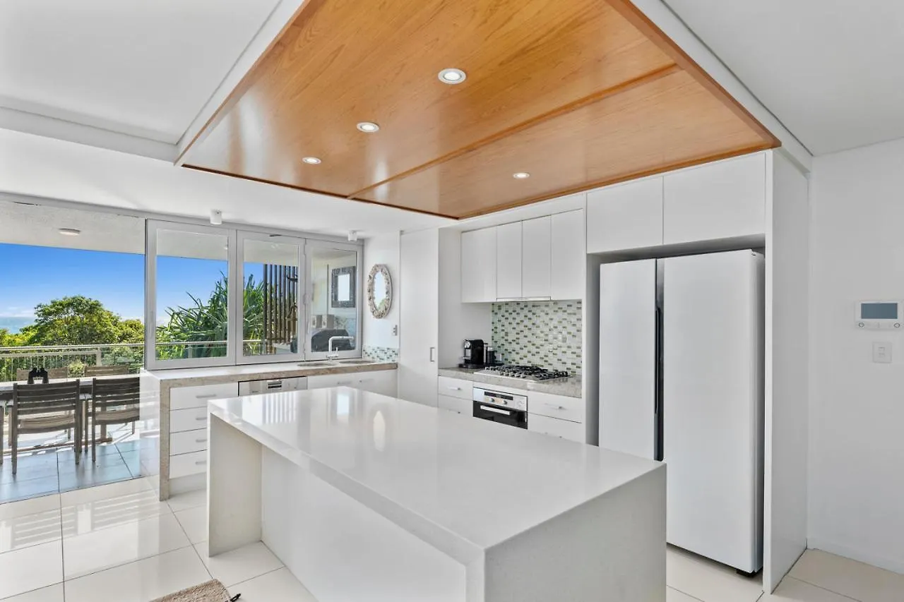 Waves 11 - Beachfront - Sleeps 8 Point Lookout 0*,