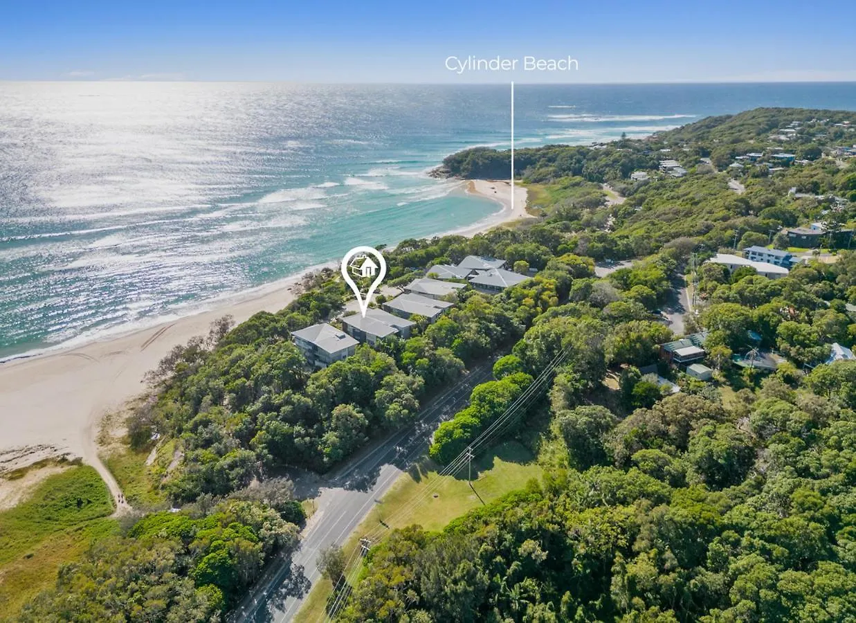 Waves 11 - Beachfront - Sleeps 8 Point Lookout 0*,  Australien